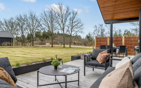 Emin - 2.8Km from the Sea: Meubles, Bois, Design Intérieur, Sol, Sol, Chaise, Pièce, Plafond, Salon, Appartement