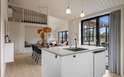 Emin - 2.8Km from the Sea