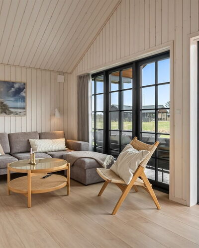 Emin - 2.8Km from the Sea