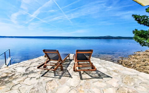 Beach House Suzi: Piscine, Appartement, Recours, Balcon, Condominium, Ombre, Eco Hôtel, Hôtel, Ville Resort