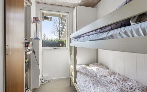 Ansfried - 900M from the Sea: Mur, Bois, Chambre, Design Intérieur, Sol, Lit, Sol, Plafond, Domicile, Literie
