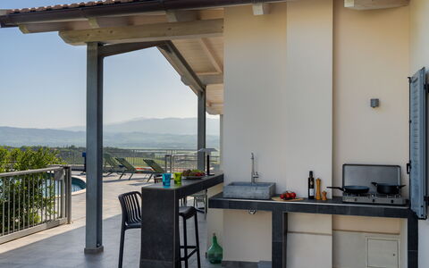 Villa Ombrone: Meubles, Chaise, Ombre, Mobilier De Jardin, Structure En Plein Air, Table Cuisine Et Salle A Manger, Cuisine, Comptoir, Pergola, Porche