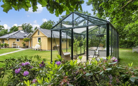 Holmsten - 250M to the Fjord: Meubles, Bois, Design Intérieur, Sol, Sol, Chaise, Pièce, Plafond, Salon, Appartement