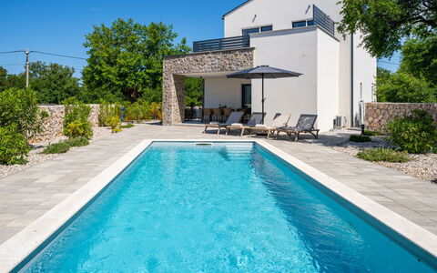 Dream: Bleu, Piscine, Conception, Caractéristique De L'Eau, Villa, Eco Hôtel, Recours