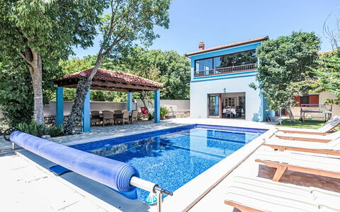 Lino: Recours, Piscine, Hôtel, Ville Resort, Station Balnéaire, Hacienda, Thermes, Tropiques, Villa