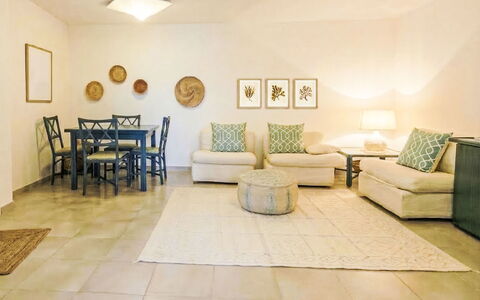 Carlotta: Recours, Piscine, Hôtel, Ville Resort, Station Balnéaire, Hacienda, Thermes, Tropiques, Villa