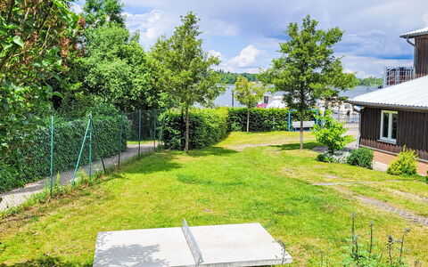 Bungalow am Grienericksee: Arbuste, Zone Résidentielle, Jardin, Chalet, Pelouse, Aménagement Paysager, Ombre, Biens, Cour