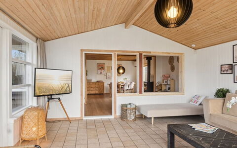 Ansberga - 3.2Km to the Fjord: Design Intérieur, Bois, Meubles, Plafond, Sol, Sol, Salon, Domicile, Canapé, Éclairage