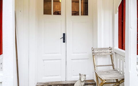 Kråktorpet: Façade, Toit, Énergie Solaire, Ombre, Énergie Solaire, Cabanon, Siding
