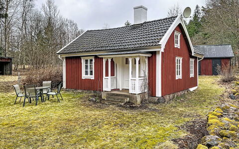 Kråktorpet: Façade, Toit, Énergie Solaire, Ombre, Énergie Solaire, Cabanon, Siding