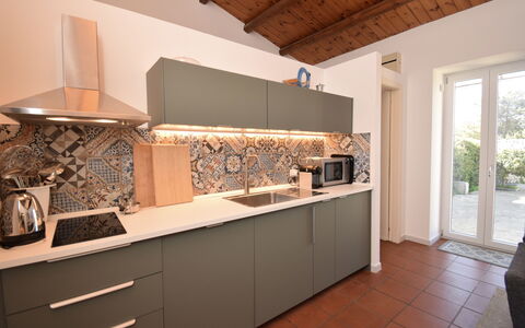 Villa Il Carato, Private Pool, Modica: Cuisine, Comptoir, Appareil De Cuisine, Design Intérieur, Principaux Appliance, Sol, Cabinetry, Cuisinière, Sol, Meubles