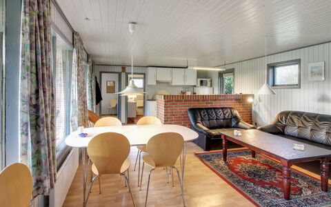 Kate - 700M to the Fjord: Plafond, Design Intérieur, Domicile, Salon, Canapé, Luminaire, Dur, Tache De Bois