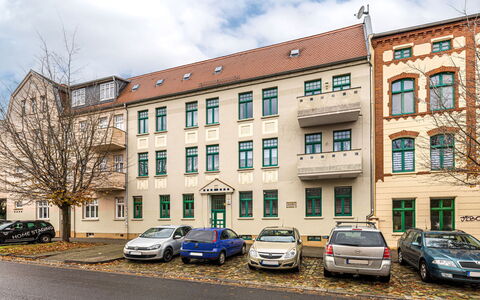 Scandinavian Business Apartment: Bâtiment, Fenêtre, Appartement, Façade, Quartier, Ville, Familiale, Condominium, Usage Mixte