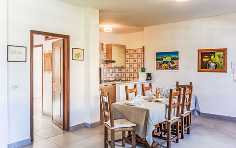 Grande Appartamento: Meubles, Design Intérieur, Sol, Sol, Bois, Plafond, Pièce, Salle À Manger, Table Cuisine Et Salle A Manger, Table