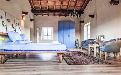 Il Colle di Tiglio: Meubles, Design Intérieur, Sol, Sol, Chambre, Lit, Bois, Domicile, Pièce, Éclairage