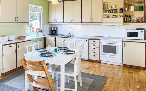 Tallkotten: Cuisine, Appareil De Cuisine, Meubles, Sol, Principaux Appliance, Design Intérieur, Comptoir, Cabinetry, Bois, Sol