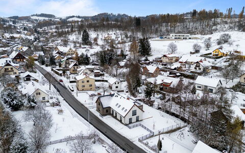 Na Kovárně: Arbre, Zone Résidentielle, Maison, L'Hiver, Neige, Toit, Quartier, Domicile, Paysage, Banlieue