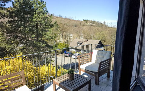 Reitstallweg: Meubles, Chaise, Table, Mobilier De Jardin, Tableau De Plein Air, Balcon, Clôture, Table Cuisine Et Salle A Manger, Porche, Balustrade