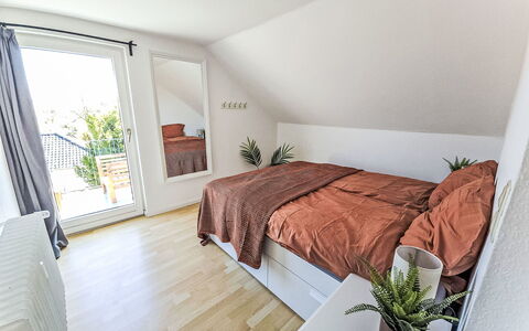 Reitstallweg: Design Intérieur, Meubles, Chambre, Bois, Sol, Sol, Lit, Pièce, Parquet, Plafond