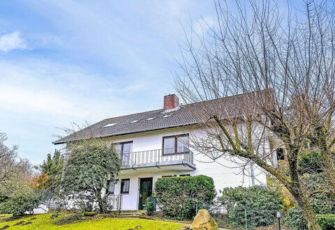 Reitstallweg: Bâtiment, Fenêtre, Maison, Zone Résidentielle, Arbuste, Domicile, Toit, Chalet, Lot Terre, Zone Rurale