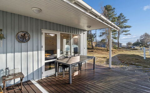 Adde - 150M from the Sea: Bois, Porte, Domicile, Composite, Siding, Planche, Chalet, Dur, Plate-Forme, Porche