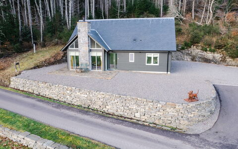 Glenmoriston Estate (2 Cottages): Meubles, Mobilier De Jardin, Tableau De Plein Air, Chaise, Table, Jardin, Arrière-Cour, Ombre, Patio, Eco Hôtel