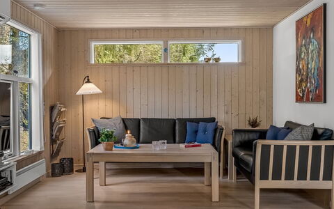 Ayen - 1.2Km from the Sea: Meubles, Sol, Design Intérieur, Bois, Sol, Parquet, Plafond, Salon, Pièce, Table