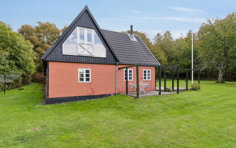 Sigbritt - 3.7Km from the Sea: Meubles, Bois, Design Intérieur, Sol, Sol, Chaise, Pièce, Plafond, Salon, Appartement