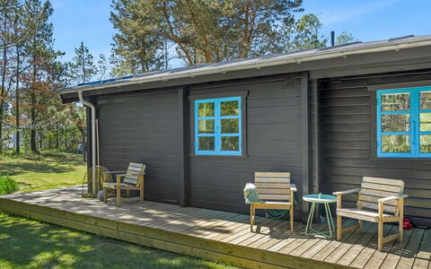 Aksinja - 500M from the Sea: Meubles, Bois, Design Intérieur, Sol, Sol, Chaise, Pièce, Plafond, Salon, Appartement