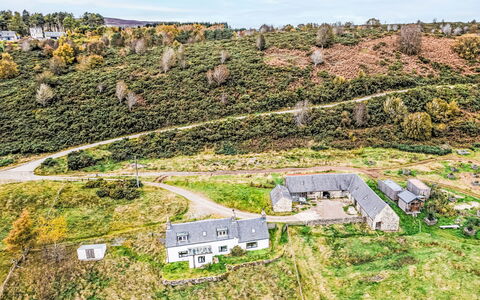 Bunloit Combi: Zone Rurale, Paysage, Lot Terre, Plaine, Champ, Village, Chalet, Photographie Aérienne, Pente, Ferme