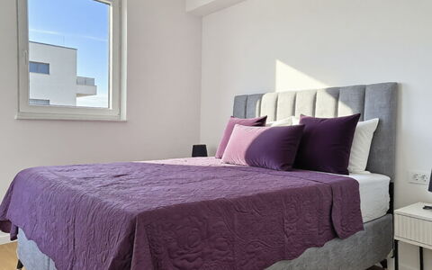 Lidija: Lit, Meubles, Literie, Chambre, Drap De Lit, Design Intérieur, Linge, Sol, Sol, Textile