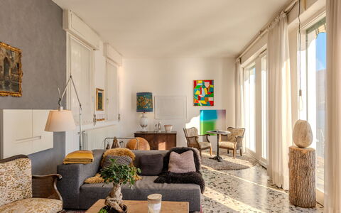 Casa Silvana: Meubles, Design Intérieur, Sol, Mur, Sol, Bois, Pièce, Plafond, Salon, Chaise