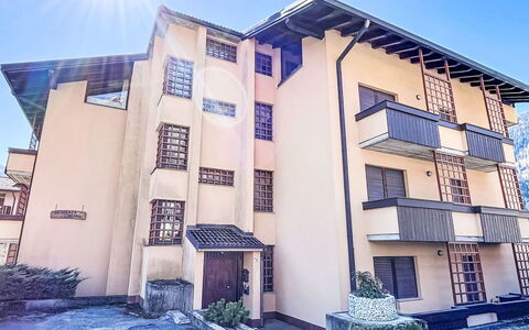 Ginepro: Zone Résidentielle, Domicile, Appartement, Balcon, Condominium, Villa, Hôtel