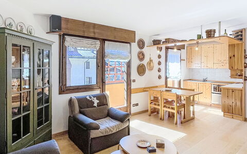 Ginepro: Meubles, Design Intérieur, Bois, Plafond, Sol, Sol, Pièce, Domicile, Canapé, Salon