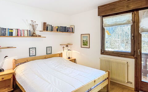 Ginepro: Lit, Meubles, Design Intérieur, Chambre, Mur, Literie, Drap De Lit, Sol, Bois, Sol