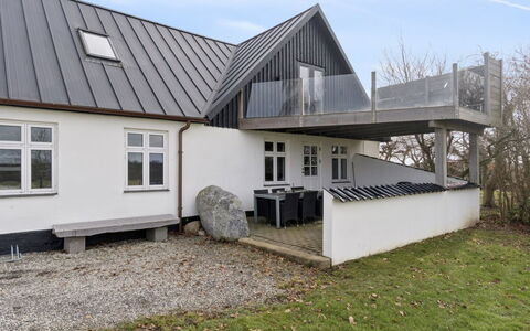Strandulf - 1Km from the Sea: Meubles, Bois, Design Intérieur, Sol, Sol, Chaise, Pièce, Plafond, Salon, Appartement