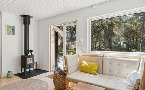 Ermelina - 150M from the Sea: Design Intérieur, Sol, Bois, Sol, Meubles, Parquet, Plafond, Salon, Éclairage, Pièce