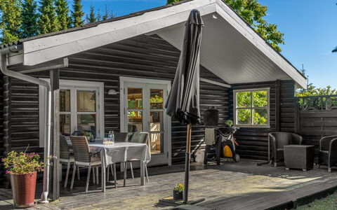 Tjarko - 690M to the Fjord: Maison, Toit, Domicile, Chalet, Cabanon, Batiments Jardin, Siding, Cour, Cabane En Rondins, Cabane
