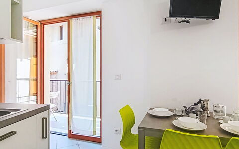 Antica Corte: Design Intérieur, Sol, Bois, Sol, Meubles, Pièce, Plafond, Domicile, Appartement, Cuisine