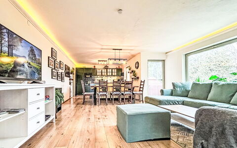 Apartamento Giovanna: Design Intérieur, Sol, Sol, Canapé, Meubles, Plafond, Bois, Parquet, Pièce, Salon