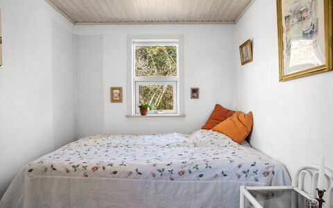 Jamie - from the Sea: Chambre, Lit, Mur, Design Intérieur, Meubles, Literie, Drap De Lit, Bois, Plafond, Linge