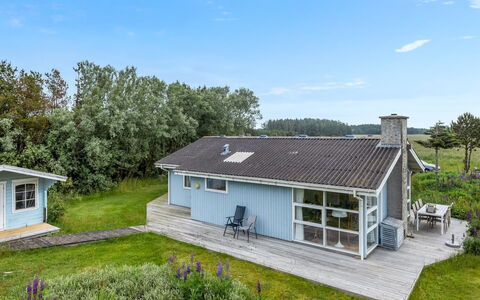 Gebko - 750M from the Sea: Maison, Domicile, Chalet, Toit, Lot Terre, Porte, Biens, Ferme, Siding, Porche
