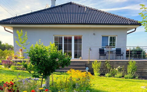Hillside View: Maison, Toit, Domicile, Zone Résidentielle, Chalet, Lot Terre, Biens, Jardin, Ferme, Siding