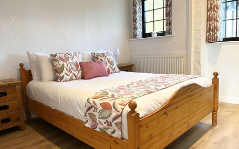 Barley Cottage: Meubles, Bois, Chaise, Sol, Mer, Balcon, Clôture, Plate-Forme, Dur, Tache De Bois