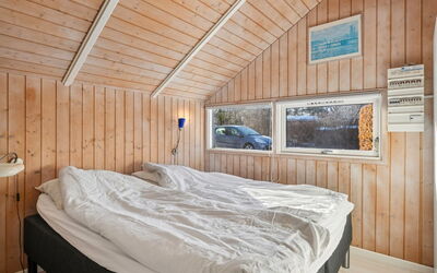 Elenor - 1.3Km from the Sea