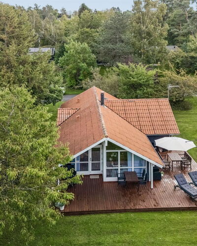 Elenor - 1.3Km from the Sea