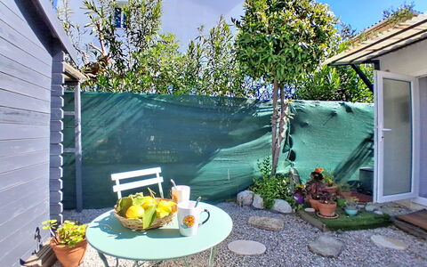 Studio la Provence: Meubles, Bois, Mobilier De Jardin, Table, Tableau De Plein Air, Chaise, Table Cuisine Et Salle A Manger, Plate-Forme, Dur, Porche