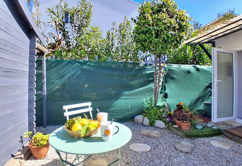 Studio la Provence: Meubles, Bois, Mobilier De Jardin, Table, Tableau De Plein Air, Chaise, Table Cuisine Et Salle A Manger, Plate-Forme, Dur, Porche