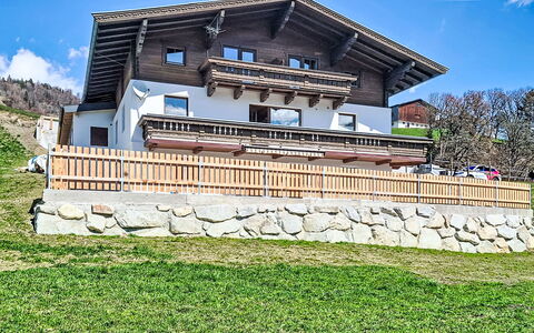 Panoramablick Tauern: Chaîne De Montagnes, Chalet, Balcon, Porche, Vallée, Crête, Clôture, Siding, Alpes, Ferme