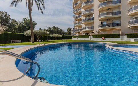 Malibu Canales: 